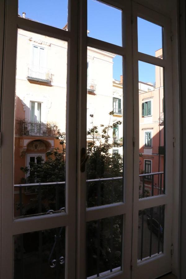 Suite Palazzo Luciani Σαλέρνο Εξωτερικό φωτογραφία