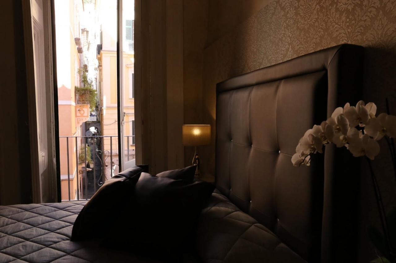 Suite Palazzo Luciani Σαλέρνο Εξωτερικό φωτογραφία
