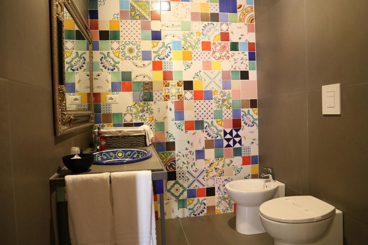 Suite Palazzo Luciani Σαλέρνο Εξωτερικό φωτογραφία