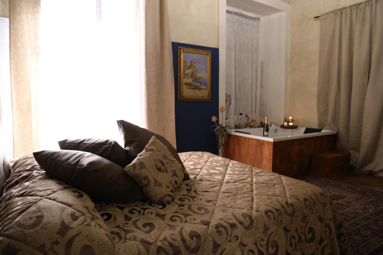 Suite Palazzo Luciani Σαλέρνο Εξωτερικό φωτογραφία