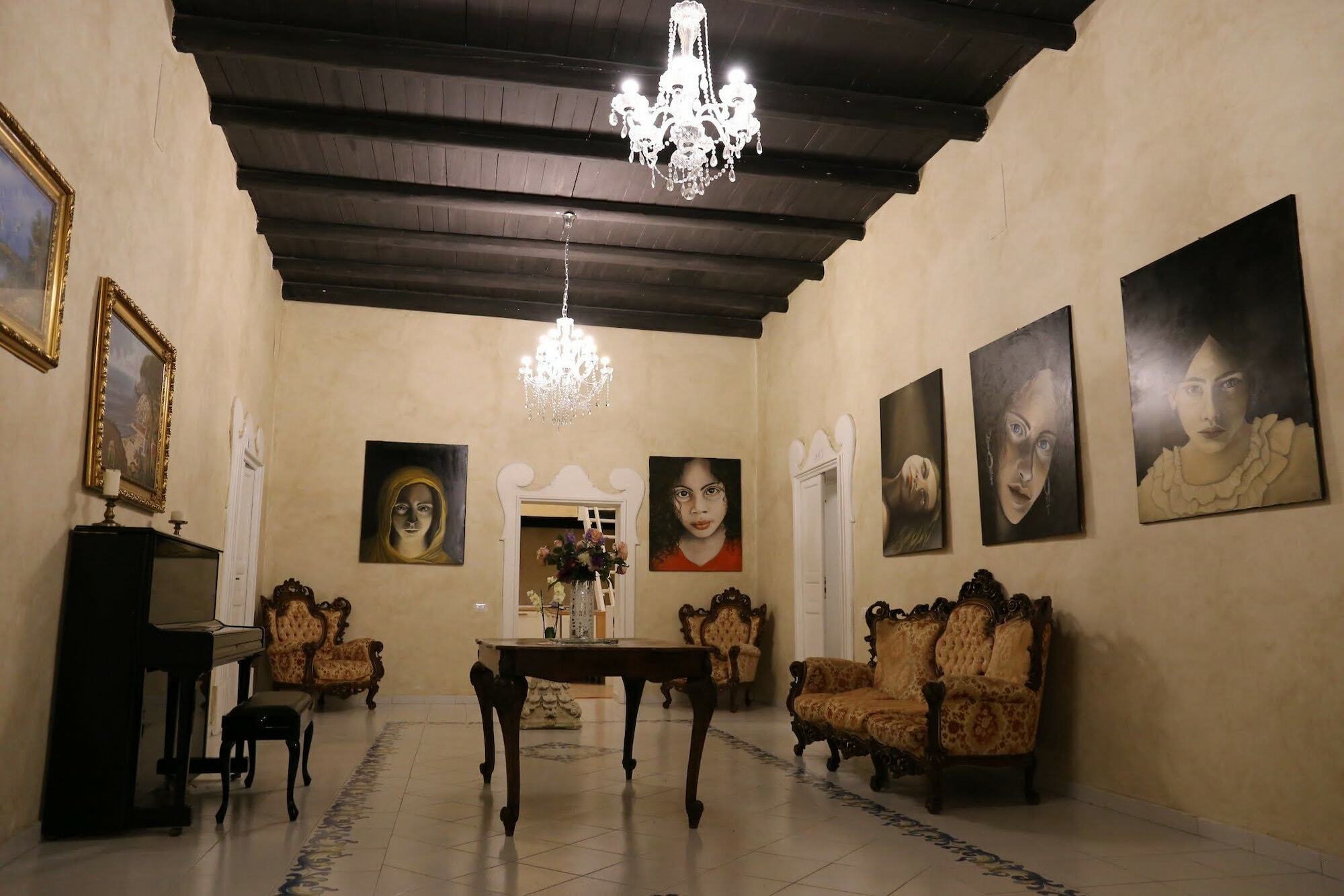 Suite Palazzo Luciani Σαλέρνο Εξωτερικό φωτογραφία